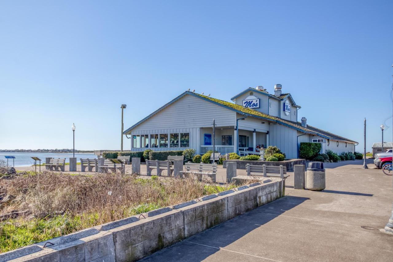 Dock Of The Bay 305 Villa Lincoln City Exterior photo